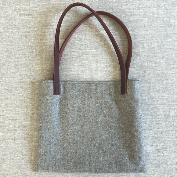 TOTE BAG! Baker Leather Company  [used only for a week] - Picture 4 of 6